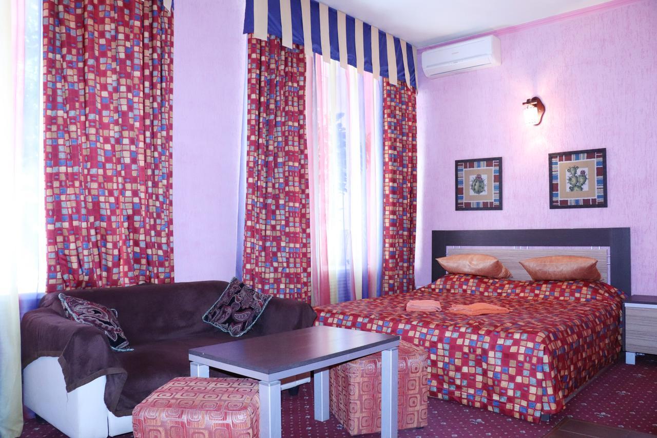 Mexica Guest House רוסטוב און דון מראה חיצוני תמונה